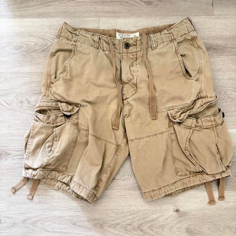Vintage Y2K Abercrombie-fitch Men's Tan and Brown Cargo Shorts Size 33